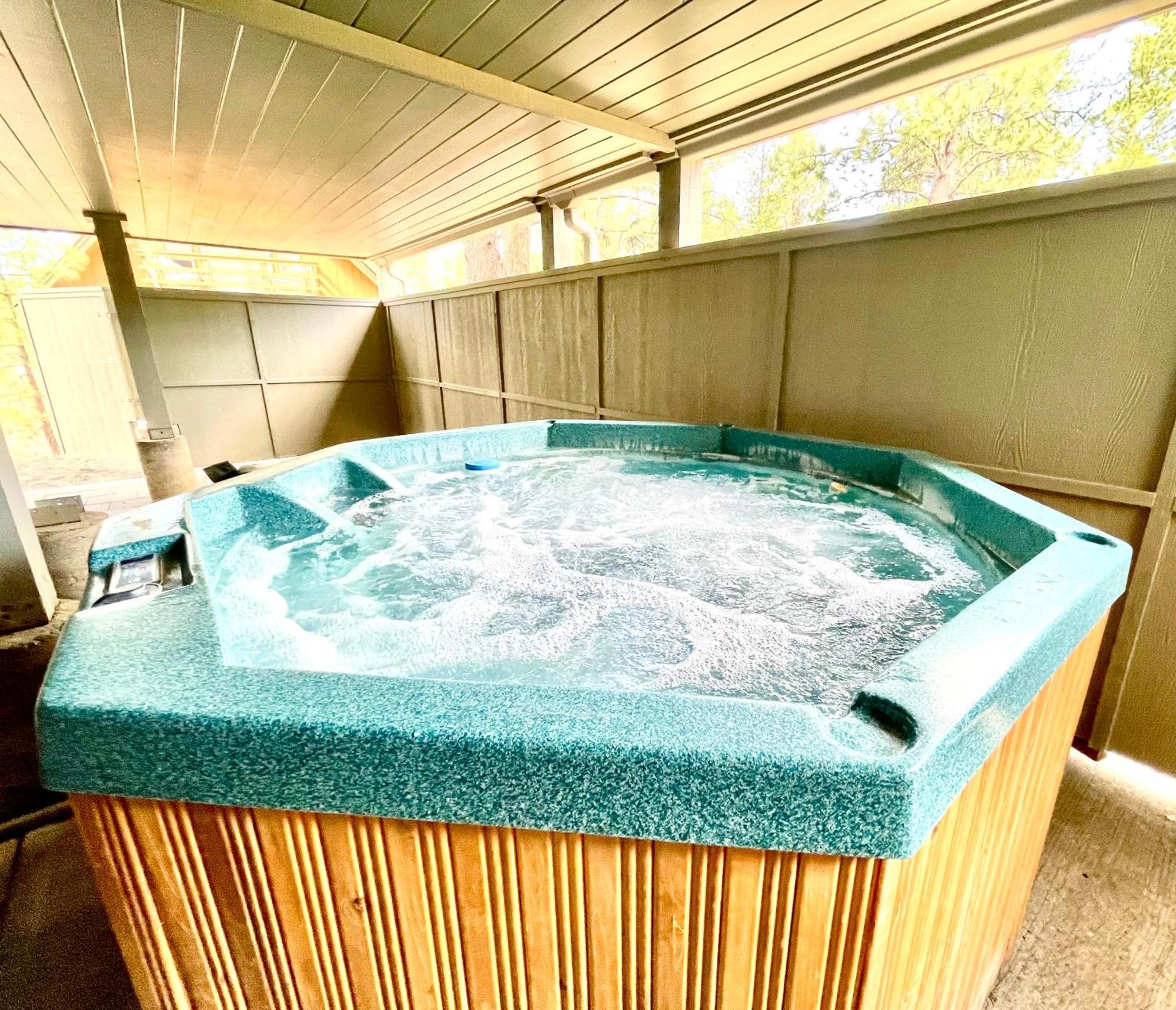 Great Kitchen, Ac, Sharc Access, Hot Tub, Bring Pet! Sunriver Exterior foto